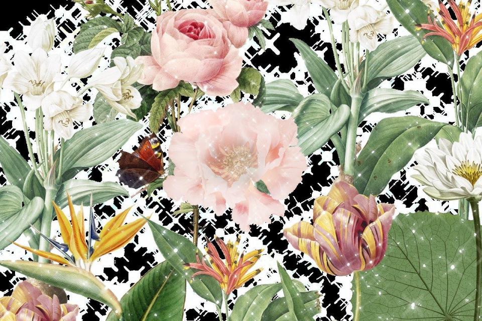 3_smart-art-floral-botanical-design-sparkling-flower-mural-with-tulips-roses-peonies-and-strelitzias