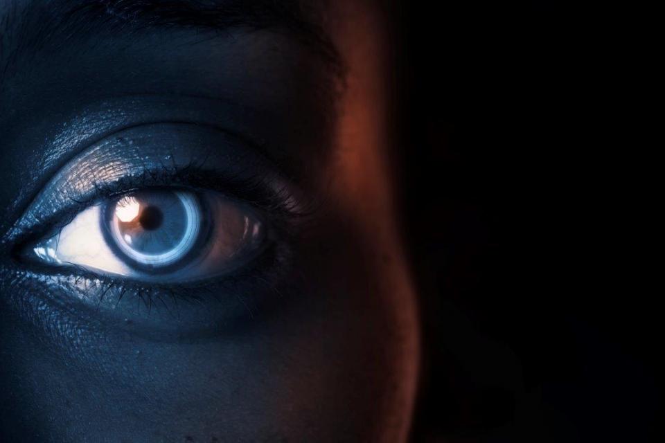SCIFI-BLUE-EYE