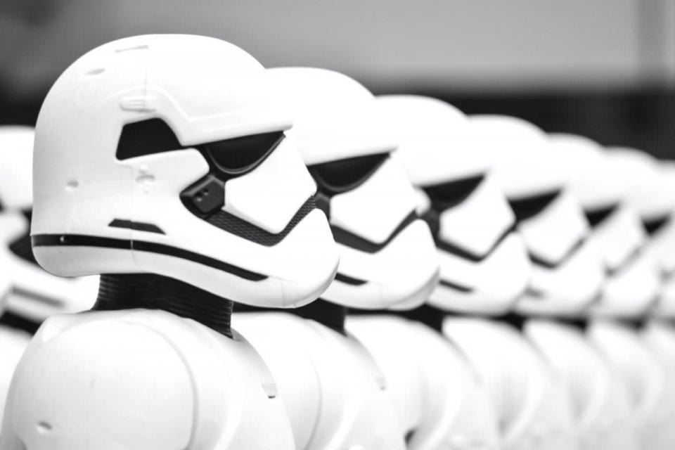 STORMTROOPERS-CLOSEUP
